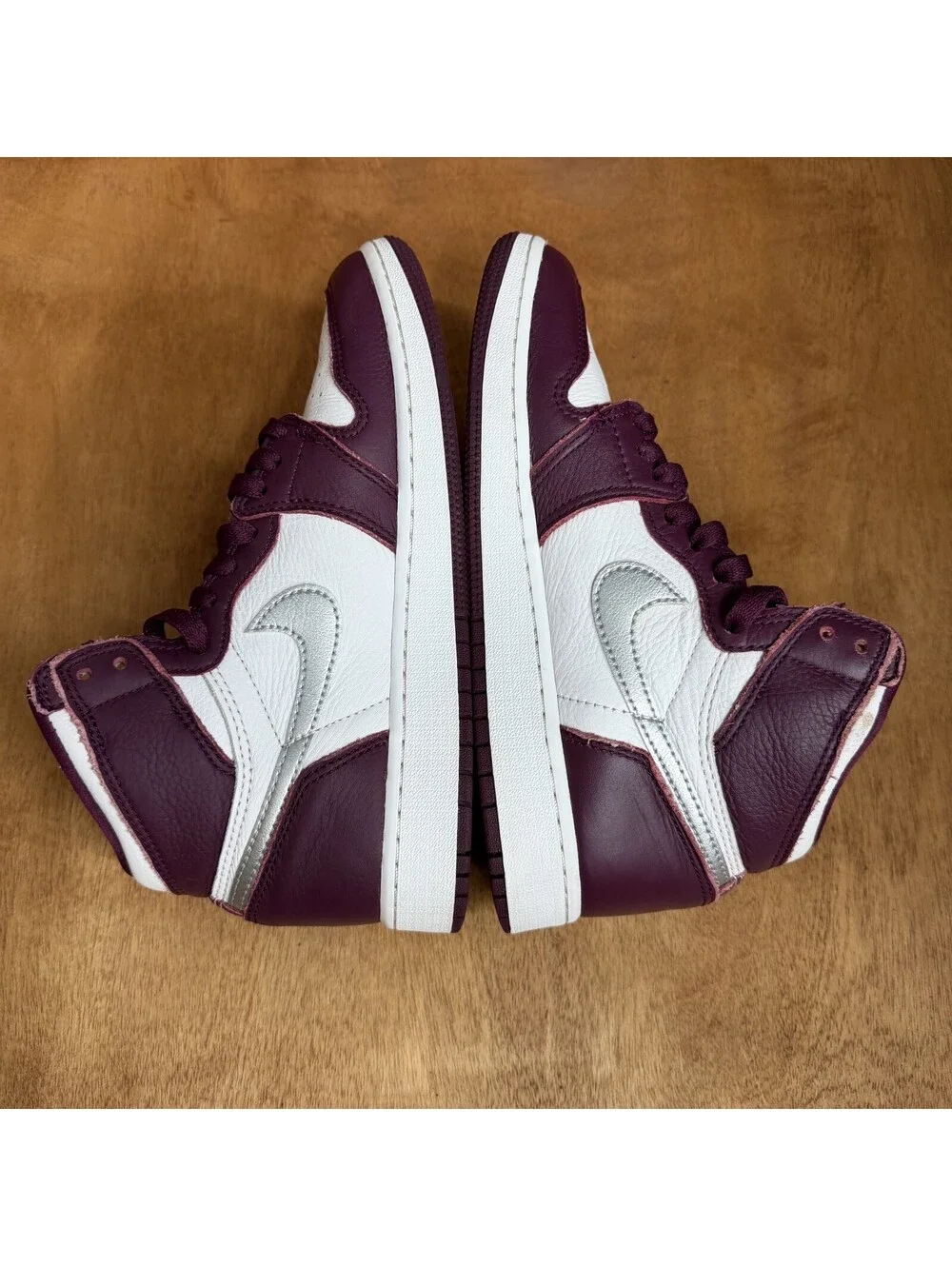 Nike Air Jordan 1 Retro High OG GS Bordeaux Youth Size 5.5Y Sneakers 575441-611
